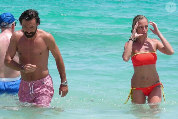 Andrea Pirlo, en vacances à Ibiza avec sa compagne Valentina Baldini, le 2 juillet 2015