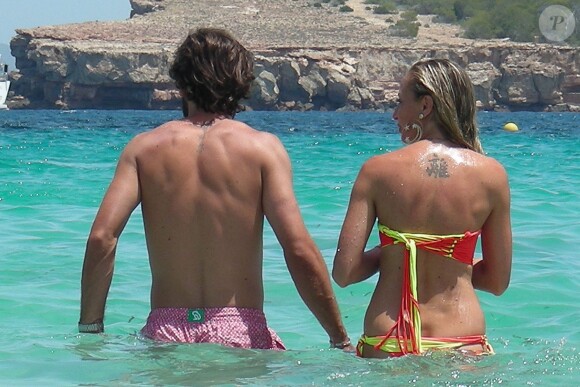 Andrea Pirlo, en vacances à Ibiza avec sa compagne Valentina Baldini et sa fille Angela, le 2 juillet 2015