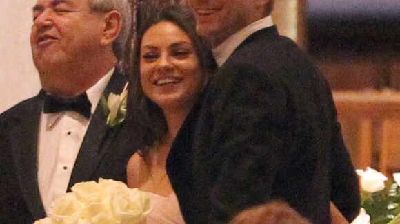 Mila Kunis et Ashton Kutcher se sont dit ''oui'' : Le couple star enfin marié