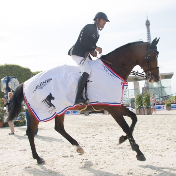 Guest - Les gagnants du prix de la Ville de Paris sont : Karim Elzoghby sur Amelia, Ben Maher sur Cella, Edwina Tops-Alexander sur Heidi du Ruisseau Z, Patrice Delaveau sur Orient Express HDC et Pénélope Leprevost sur Vagabond de la Pomme - Remise du prix de la ville de Paris lors du Longines Paris Eiffel Jumping au Champ-de-Mars à Paris, le 5 juillet 2015.