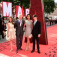  Michael Douglas avec sa femme Catherine Zeta-Jones et leurs enfants Carys et Dylan, lors de l'avant-premi&egrave;re du film Ant-Man &agrave; Londres le 8 juillet 2015 