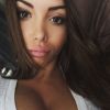 Nabilla : selfie en juillet 2015