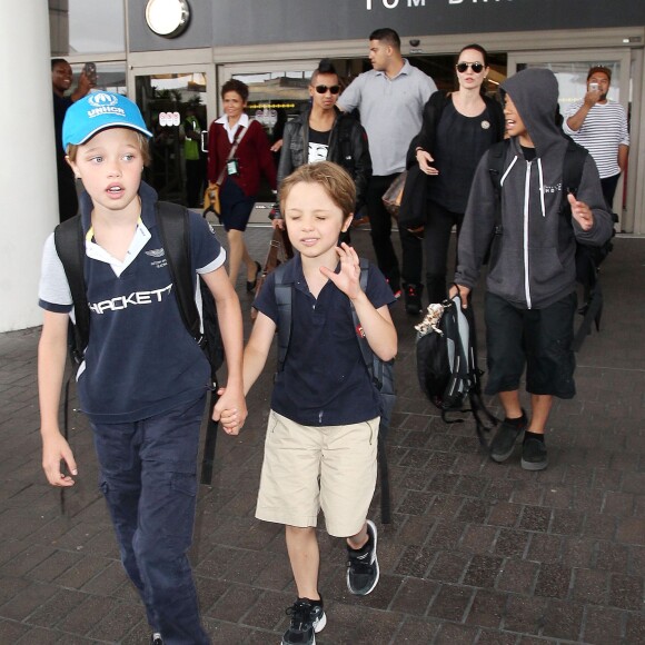 Shiloh Nouvel Jolie-Pitt au LAX de Los Angeles, le 5 juillet 2015.
 