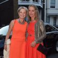  Julia Samuels et sa soeur Sabrina Guinness - Soir&eacute;e de pr&eacute;-mariage de Nicky Hilton et James Rothschild au manoir Spencer House &agrave; Londres. Le 9 juillet 2015  
