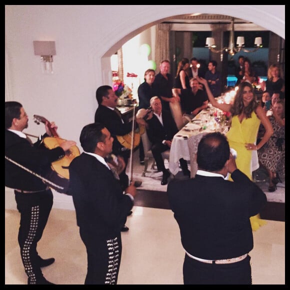 Sofia Vergara fête ses 43 ans chez elle à Los Angeles / 11 juillet 2015