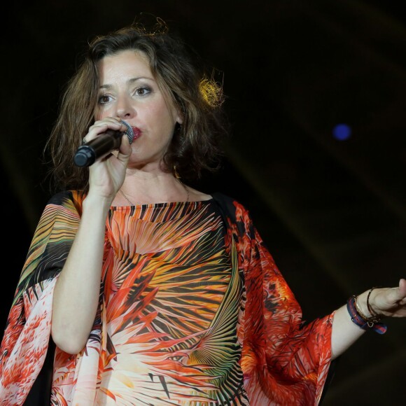 Exclusif - Tina Arena - Festival "Tout le monde chante contre le cancer" à Villefranche-de-Rouergue, le 4 juillet 2015. 
