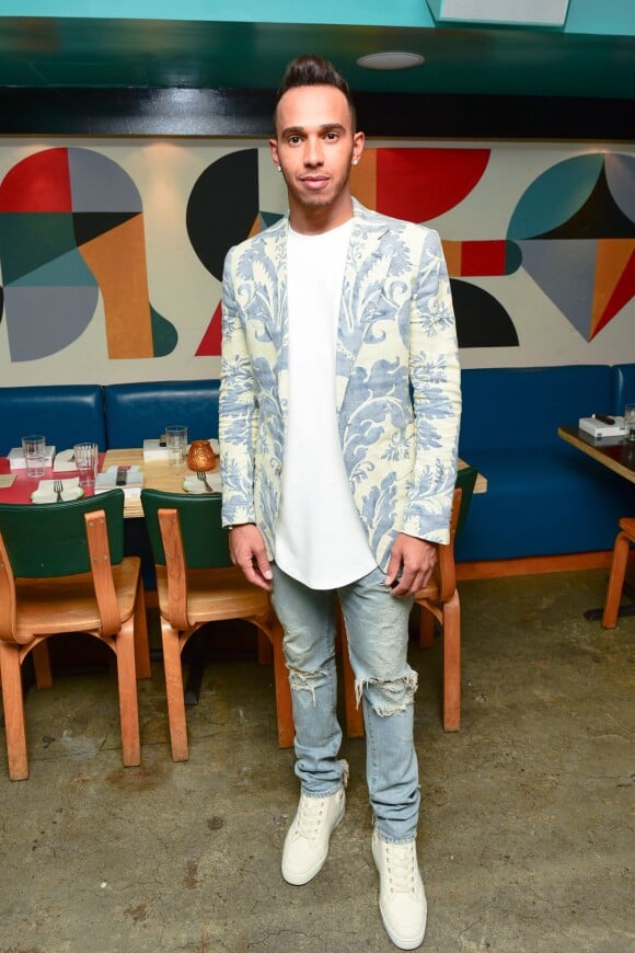 Lewis Hamilton assiste au dîner organisé par le créateur Richard Chai au restaurant Tijuana Picnic, à New York. Le 13 juillet 2015.