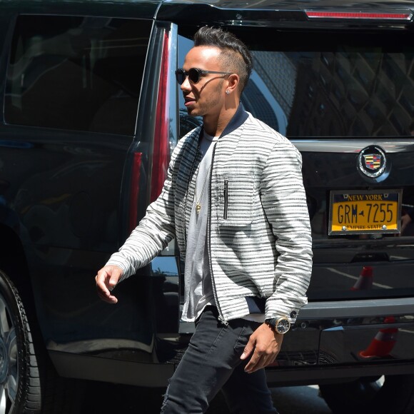 Lewis Hamilton de sortie à New York, où se déroule une nouvelle Fashion Week consacrée aux hommes. Le 13 juillet 2015.