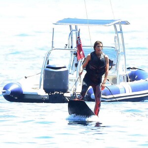 Sylvester Stallone, sa femme Jennifer Flavin et leurs filles Sophia, Sistine et Scarlet profitent de leurs vacances à bord de leur yacht dans le sud de la France, le 14 juillet 2015.