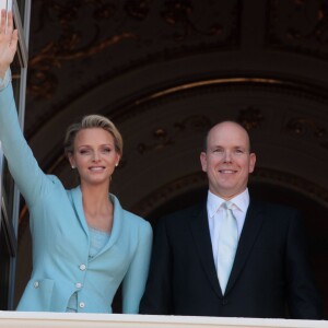 Le prince Albert II de Monaco et son épouse Charlene lors de leur mariage civile, le 1er juillet 2011 à Monaco