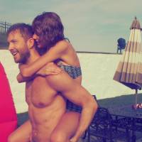 Taylor Swift : Fausses rumeurs et love-story, Calvin Harris se confie...