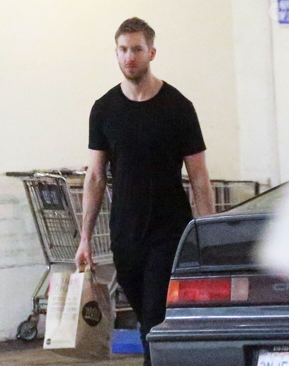 Exclusif - Calvin Harris à la sortie de chez Whole Foods à Beverly Hills, le 23 juin 2015.  
