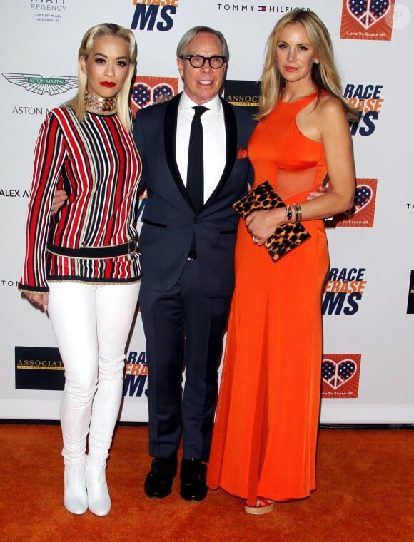Rita Ora, Tommy Hilfiger et sa femme Dee Ocleppo - 22ème cérémonie annuelle Race To Erace MS à Century City, le 24 avril 2015. 