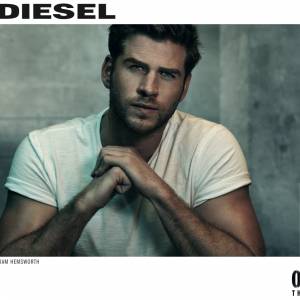 Liam Hemsworth est la nouvelle égérie du parfum Only The Brave, de Diesel