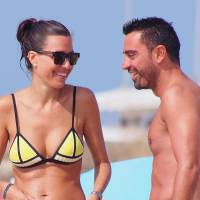 Xavi et sa belle Nuria, enceinte : Amoureux et câlins sous le soleil d'Ibiza