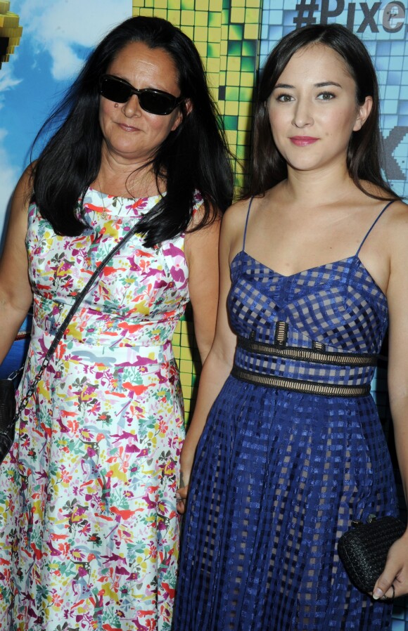 Zelda Williams et sa mère Marsha Garces lors de l'avant-première du film Pixels à New York le 18 juillet 2015