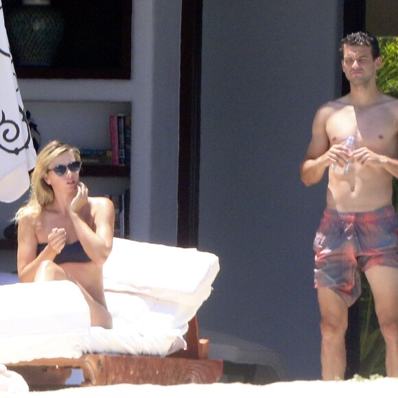 Maria Sharapova et Grigor Dimitrov sur une plage de Los Cabos, le 9 juillet 2014