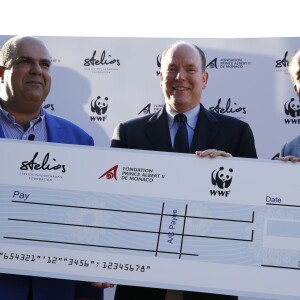 Exclusif - Stelios Haji-Ioannou, le prince Albert II de Monaco, guest - La fondation Stelios Philanthropic a organisé une soirée de lever de fonds au profit des actions menées par la Fondation Prince Albert II de Monaco et le WWF en Méditerrannée à Monaco le 16 juillet 2015.