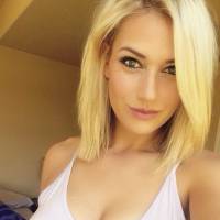 Paige Spiranac : A 22 ans, la superbe et sexy golfeuse enflamme le web