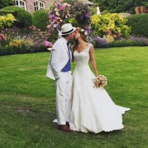 Jacqui Ainsley a épousé le 30 juillet 2015 le réalisateur Guy Ritchie et a partagé sur Instagram cette photo du ''plus beau jour de sa vie''.