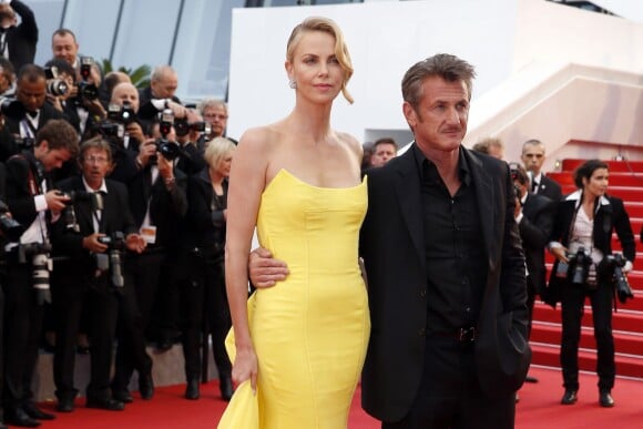 Charlize Theron et son fiancé Sean Penn lors du 68e Festival International du Film de Cannes, à Cannes le 14 mai 2015