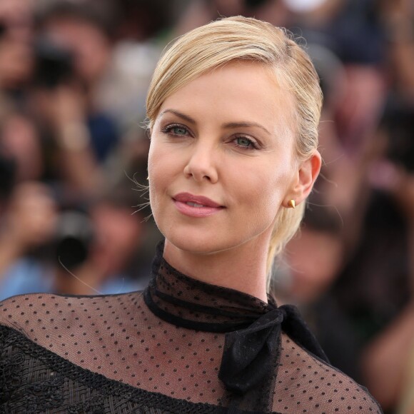 Charlize Theron lors du 68e festival international du film de Cannes le 14 mai 2015. 