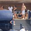 Semi-Exclusif - Seal et sa nouvelle compagne Erica Packer sur un yacht avec des amis lors de leurs vacances à Ibiza, le 4 août 2015