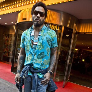 Lenny Kravitz à la sortie de son Hotel Rival à Södermalm, Stockholm, le 3 aout 2015