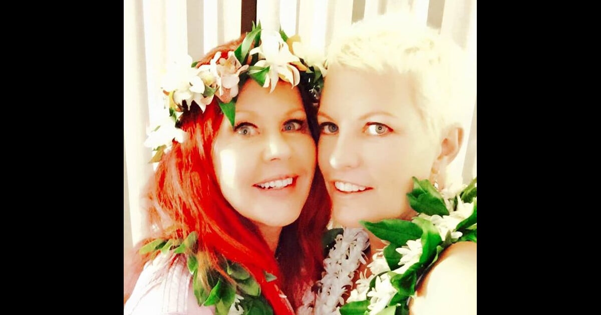Kate Pierson des B52's La chanteuse de Love Shack s'est mariée avec