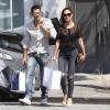 Jesse Metcalfe et sa petite ami Cara Santana font du shopping à West Hollywood, le 21 juillet 2015  