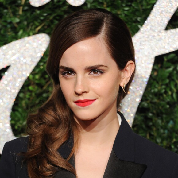 Emma Watson - Cérémonie "The British Fashion Awards" 2014 à Londres, le 1er décembre 2014. 