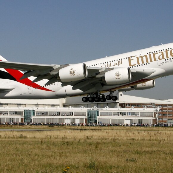 L'Airbus A380 d'Emirates à Dubai, le 29 juillet 2008.