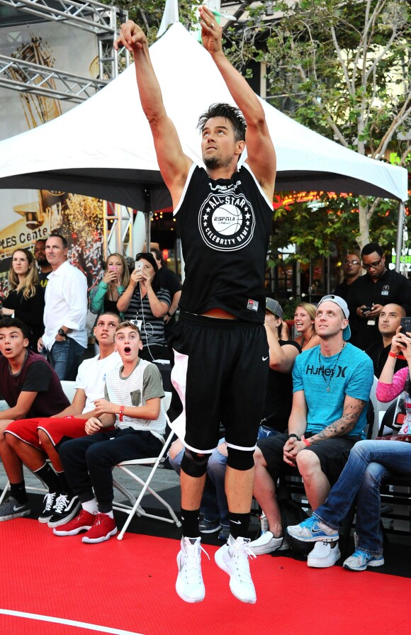 Josh Duhamel lors du ESPNLA All-Star Celebrity Basketball Game à Los Angeles, le 7 août 2015