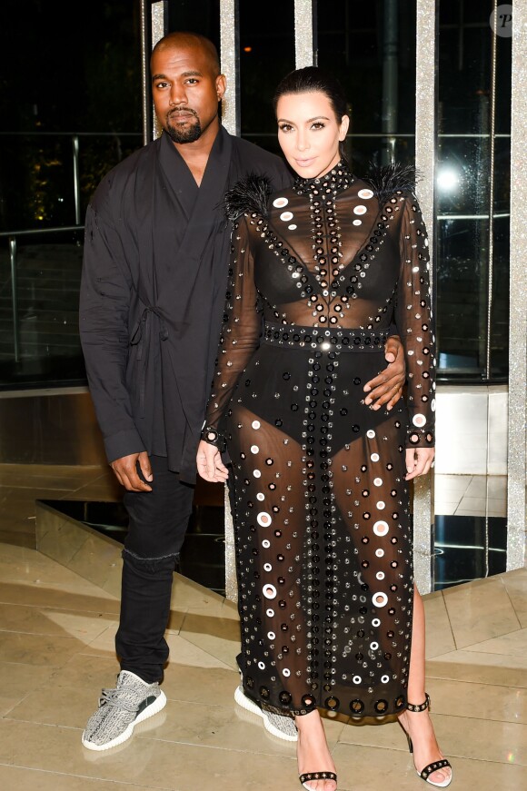 Kanye West et Kim Kardashian aux CFDA Fashion Awards 2015 à l'Alice Tully Hall, au Lincoln Center. New York, le 1er juin 2015.