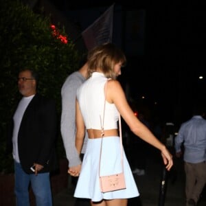 Taylor Swift et son amoureux Calvin Harris sont allés dîner au restaurant italien Giorgio Baldi à Santa Monica, Los Angeles, le 11 août 2015