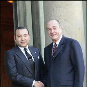 Jacques Chirac et le roi Mohammed VI, à l'Élysée à Paris, le 12 mars 2005.