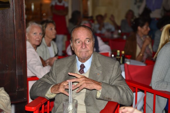 Exclusif - Jacques Chirac à la terrasse de chez Sénéquier à Saint Tropez, le 3 octobre 2013