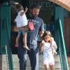 Exclu - Ben Affleck et ses enfants vont dans un salon de pédicure à Atlanta le 8 août 2015