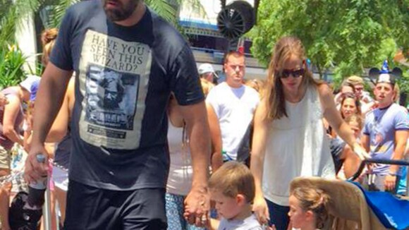 Ben Affleck retrouve Jennifer Garner : Anniversaire en famille à Orlando !