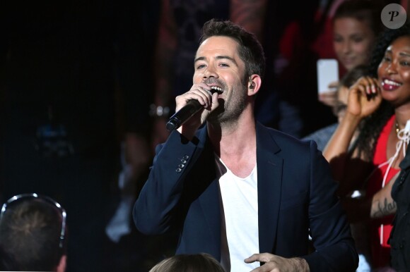 Exclusif - Emmanuel Moire - Enregistrement de l'émission "La Chanson de l'Année, Fête de la Musique" à Nîmes présentée par Nikos Aliagas pour TF1 le 20 juin 2015.