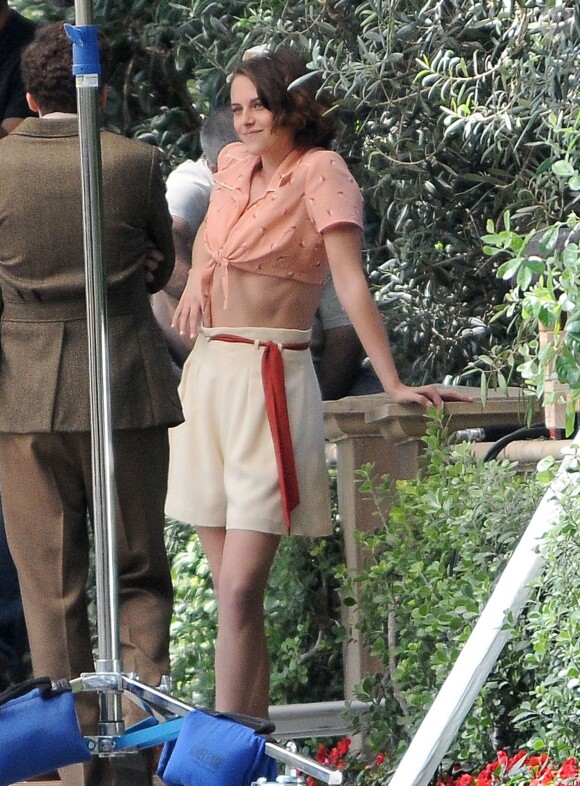 Kristen Stewart sur le tournage du nouveau film de Woody Allen le 21 août 2015.