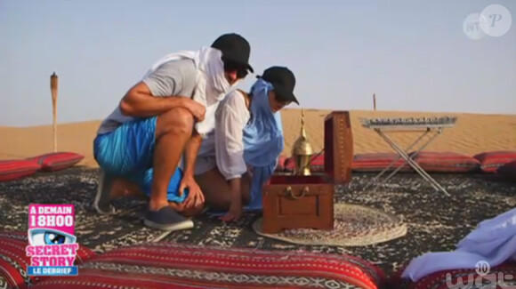 Kevin et Mélanie de Secret Story 9 : leur aventure à Dubai. Photos exclusives dévoilées dans Le Debrief, le 24 aout 2015, sur NT1. Ici, dans le désert