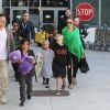 Brad Pitt et Angelina Jolie arrivant à l'aéroport de Los Angeles en provenance d'Australie avec leurs enfants, le 5 février 2014