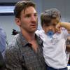 Lionel Messi et son fils Thiago - Pedro Rodriguez fait ses adieux au FC Barcelone lors d'une conférence de presse organisée au centre d'entraînement la Ciutat Esportiva Joan Gamper à Sant Joan Despi près de Barcelone, le 24 août 2015.