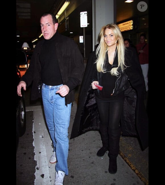 Lindsay Lohan et son père Michael à l'aéroport JFK de New York, le 4 janvier 2008.