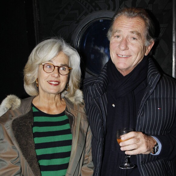 William Leymergie et sa femme - Vernissage de l'exposition de photos de Valérie Perrin, la compagne de Claude Lelouch. A Paris, le 9 janvier 2012. 