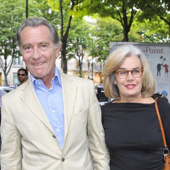 William Leymergie et sa femme - Gala de la fondation "Culture et diversité" au théâtre du Rond Point à Paris le 30 mai 2011.