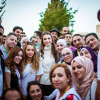 La reine Rania de Jordanie et sa fille la princesse Iman ont participé le 16 août 2015 à Amman à une marche initiée par l'association Out and About. Photo du compte Instagram de la reine Rania, août 2015.