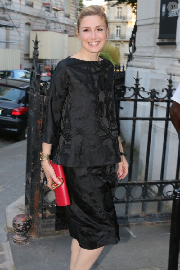 Julie Gayet  à la soirée "Vogue Paris Foundation Gala" au palais Galliera à Paris, le 6 juillet 2015.