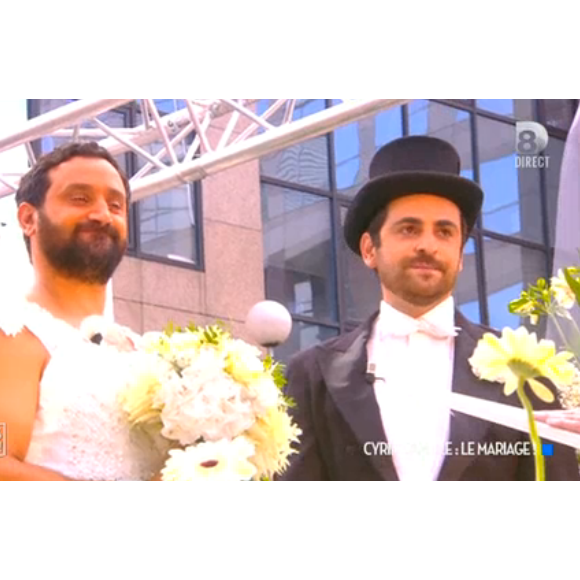Mariage de Cyril Hanouna et Camille Combal - Emission Touche pas à mon poste sur D8, le 31 août 2015.